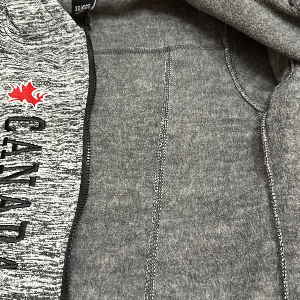 SO NICE Canadian Brand Women’s Hooded Sweatshirt—Size L - Picture 8 of 9